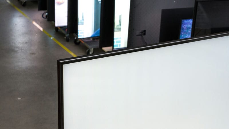 QN85C SAMSUNG TV (9)