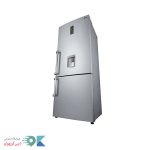 یخچال بالا و پایین ال جی مدل 689 از نمای پایین