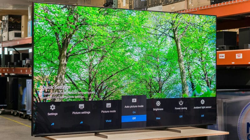 X95L SONY TV (1)