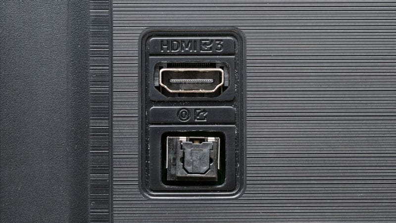 پورت HDMI و OPTICAL در تلویزیون QLED سامسونگ Q60D سال 2024 - سایت دبی کوچولو