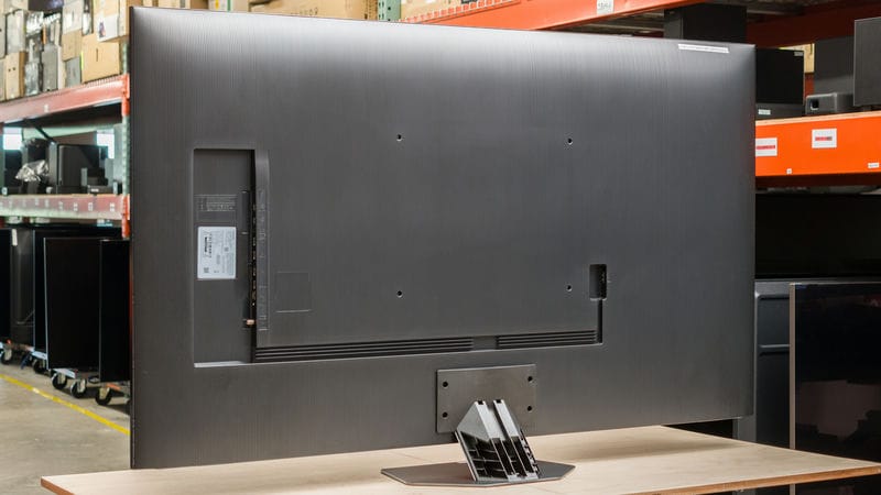 طراحی بخش پشت تلویزیون QLED سامسونگ Q80D سال 2024 - سایت دبی کوچولو