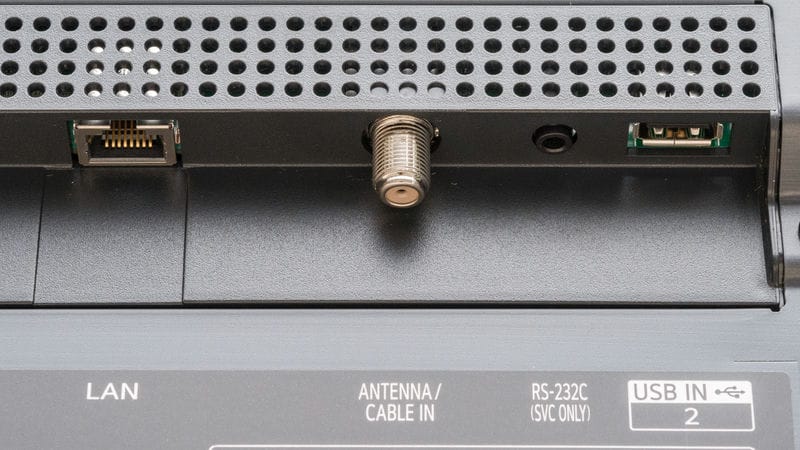 پورت ورودی رسیور ماهواره و USB و LAN در تلویزیون QNED مینی ال ای دی ال جی QNED85 سال 2024 - سایت دبی کوچولو