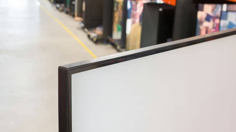 ضخامت فریم دور صفحه نمایش تلویزیون سونی BRAVIA 5 مدل XR50 سال 2024 - سایت دبی کوچولو