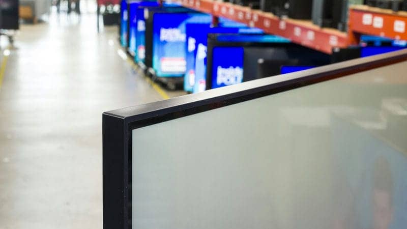 عکس از فریم تلویزیون ال جی 50UT8000 سایز 50 اینچ سال 2024 - سایت دبی کوچولو