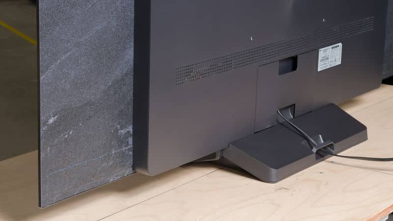 طراحی پشت پایه تلویزیون OLED ال جی 77C5 سایز 77 اینچ سال 2025 - سایت دبی کوچولو