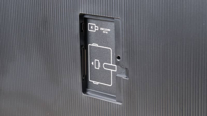 پورت شبکه های کارتی در تلویزیون 83 اینچ سامسونگ 83S95F سال 2025 - سایت دبی کوچولو