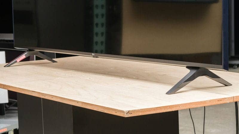 پایه های تلویزیون ال جی 86UT8000 سایز 86 اینچ سال 2024 - سایت دبی کوچولو