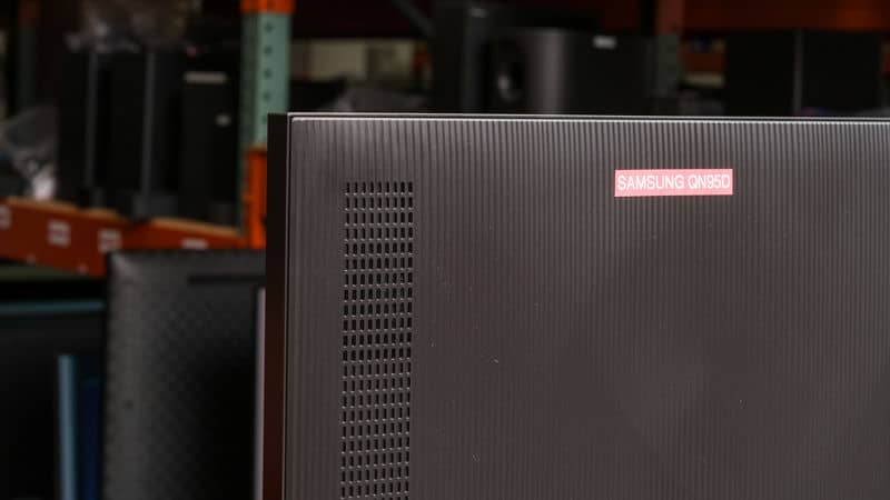 طراحی قاب پشت فریم تلویزیون NEO QLED سامسونگ QN95D سال 2024 - سایت دبی کوچولو