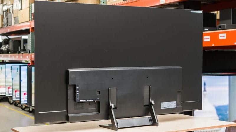 طراحی نمای پشت تلویزیون OLED سامسونگ 48S90D سایز 48 اینچ سال 2024 - سایت دبی کوچولو