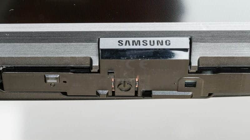 ریموت کنترل هوشمند تلویزیون QLED سامسونگ 55Q60D سایز 55 اینچ سال 2024 - سایت دبی کوچولو