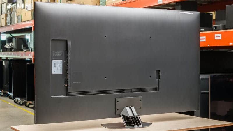 طراحی بخش پشت تلویزیون QLED سامسونگ 55Q80D سایز 55 اینچ سال 2024 - سایت دبی کوچولو