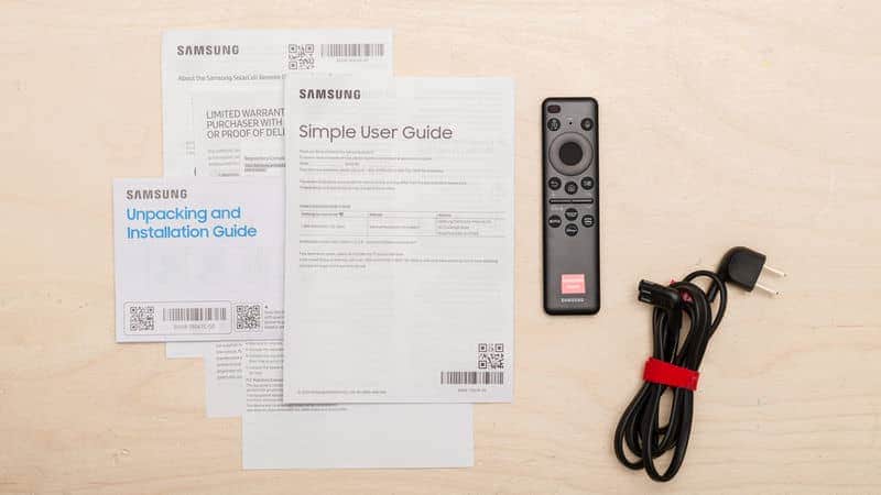 دفترچه راهنما و ریموت کنترل و کابل برق تلویزیون NEO QLED سامسونگ 55QN95D سایز 55 اینچ سال 2024 - سایت دبی کوچولو