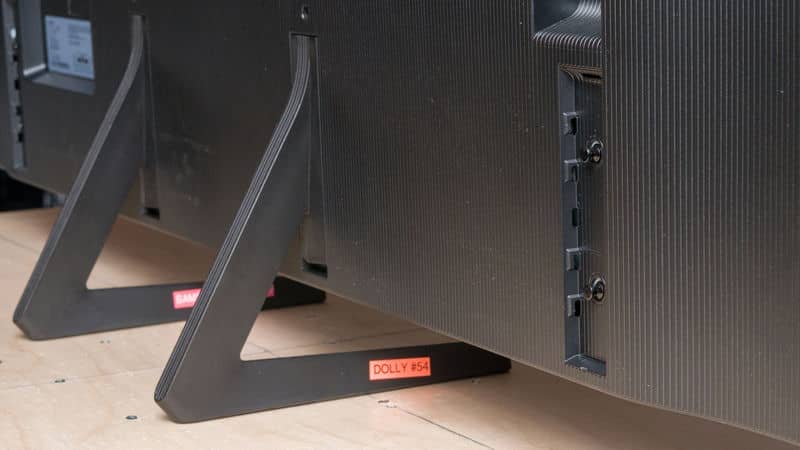 عکس پایه تلویزیون سامسونگ 65S85F سایز 65 اینچ سال 2025 - سایت دبی کوچولو