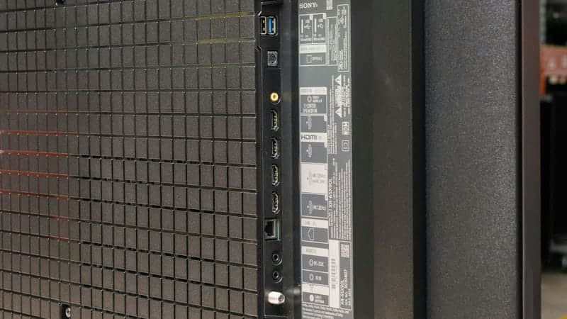 پورت های ورودی و خروجی در تلویزیون ال ای دی سونی 65X90L سایز 65 اینچ سال 2023 ساخت ژاپن و منتاژ مالزی - سایت دبی کوچولو