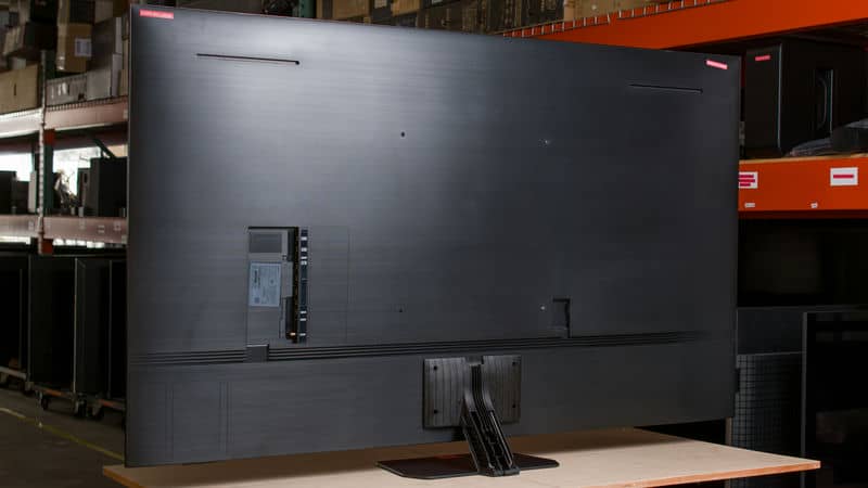 طراحی قاب پشتی در تلویزیون NEO QLED سامسونگ 65QN90F سایز 65 اینچ سال 2025 - سایت دبی کوچولو