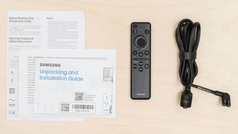 لوازم جانبی و ریموت کنترل و دفترچه راهنمای تلویزیون QLED سامسونگ 75Q70D سایز 75 اینچ سال 2024 - سایت دبی کوچولو