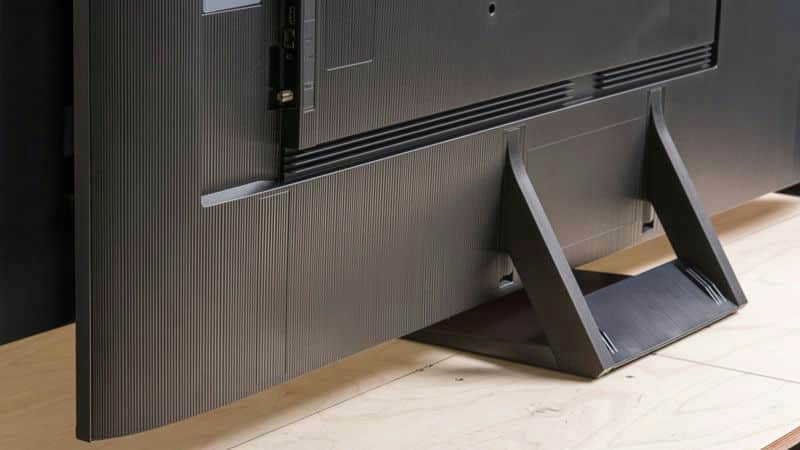 طراحی نمای پشت و پایه تلویزیون NEO QLED سامسونگ 75QN80F سایز 75 اینچ سال 2025 - سایت دبی کوچولو