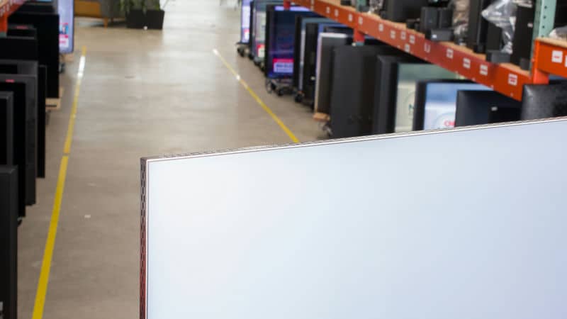 فریم دور صفحه نمایش تلویزیون NEO QLED سامسونگ 75QN990F سایز 75 اینچ سال 2025 - سایت دبی کوچولو