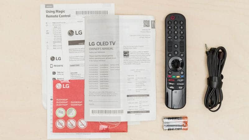 دفترچه راهنما و ریموت کنترل تلویزیون OLED ال جی 77G4 سایز 77 اینچ سال 2024 - سایت دبی کوچولو