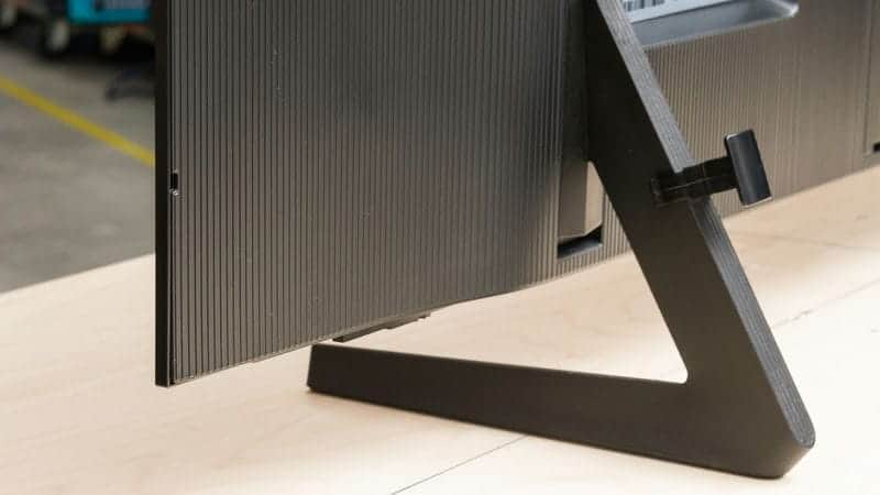 عکس پشت پایه تلویزیون OLED سامسونگ 77S85D سایز 77 اینچ سال 2024 - سایت دبی کوچولو