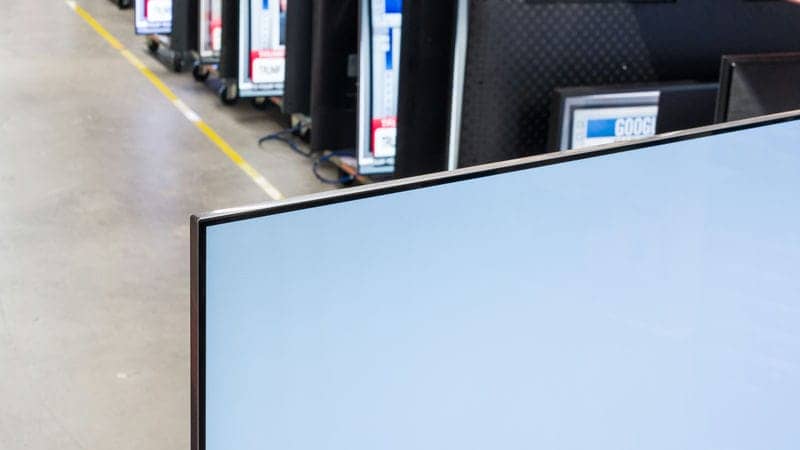 فریم دور صفحه نمایش تلویزیون OLED سونی 77XR80 سایز 77 اینچ سال 2024 - سایت دبی کوچولو