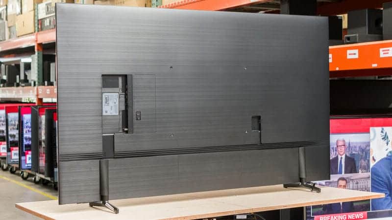 طراحی نمای پشت تلویزیون کریستال سامسونگ 85DU8100 سایز 85 اینچ سال 2024 - سایت دبی کوچولو