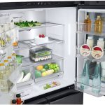 نمای داخلی بخش بالایی در یخچال فریزر ساید بای ساید ال جی X33 کد GR-X33FFCRL ساخت کره منتاژ چین 30 فوت رنگ دودی - سایت دبی کوچولو