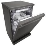 نمای سمت راست در ماشین ظرفشویی ال جی 335 کد DFC335HD رنگ دودی سه طبقه 14 نفره سه سبد اصل کره مونتاژ کره - سایت دبی کوچولو