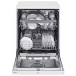 نمای روبرو همراه با ظروف در ماشین ظرفشویی ال جی 532 کد DFC532FW رنگ سفید دو طبقه 14 نفره 2 سبد اصل کره مونتاژ کره دارای بخارشوی - سایت دبی کوچولو