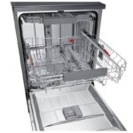 نمای از سبد وسط در ماشین ظرفشویی سامسونگ 8050 کد DW60A8050FG رنگ دودی سه طبقه 14 نفره 3 سبد اصل کره مونتاژ چین - سایت دبی کوچولو