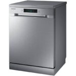 نمای سمت چپ در ماشین ظرفشویی سامسونگ 5070 کد DW60M5070FS رنگ نقره ای سه طبقه 14 نفره 3 سبد اصل کره مونتاژ کره بدون بخارشوی - سایت دبی کوچولو