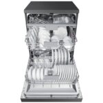 نمای روبرو از سبد ها همراه با ظروف در ماشین ظرفشویی سامسونگ G550 کد DW60DG550FSG رنگ مشکی سه طبقه 14 نفره 3 سبد اصل کره مونتاژ چین - سایت دبی کوچولو