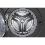 نمای داخلی از دیگ ماشین لباسشویی و خشک کن سامسونگ WD90 کد (WD90F22BCS) رنگ نقره ای 22 کیلو با 11کیلو خشک کن صد در صد ساخت کُره با گارانتی و پرداخت درب منزل در دبی کوچولو